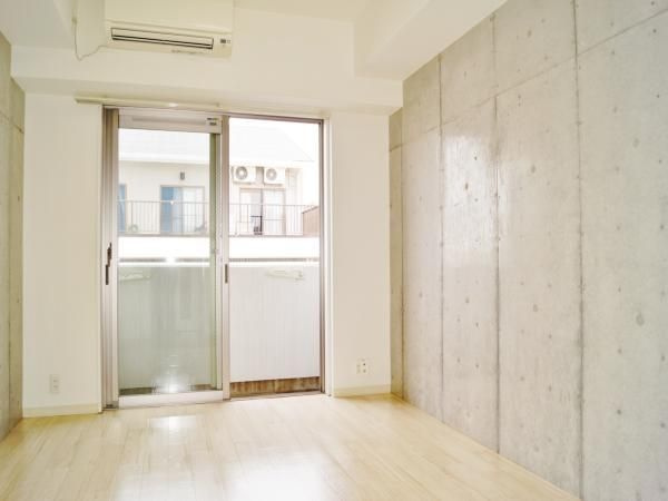 クリスタル昭和の内装|内装は別部屋の参考写真です。