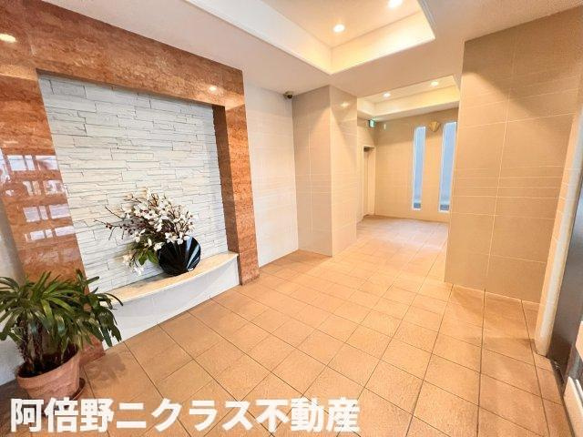 グレイス阿倍野松崎のロビー