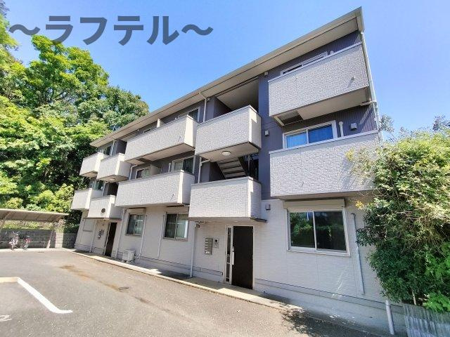 シャトレー明神の外観