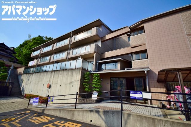 生駒ハイランドスイーツの外観