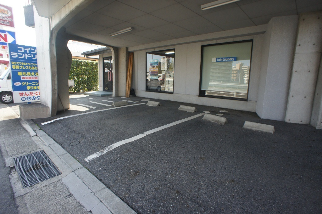 シェトワ王寺の駐車場