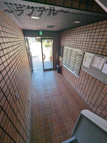 所沢市小手指町４丁目の賃貸マンションのロビー