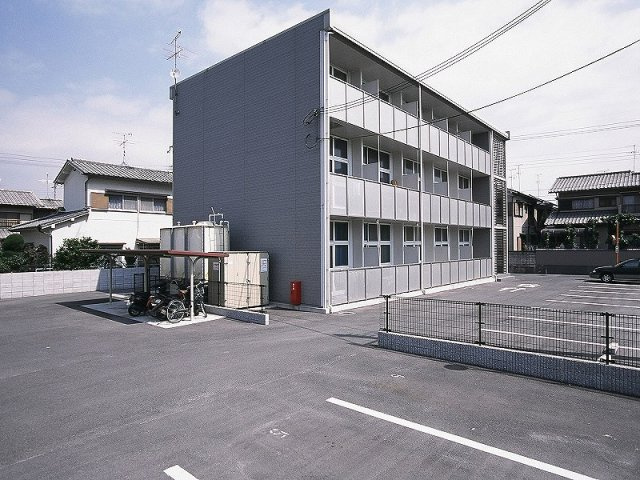 レオパレスたかがきの外観|写真と現況が異なる場合は、現況を優先します。