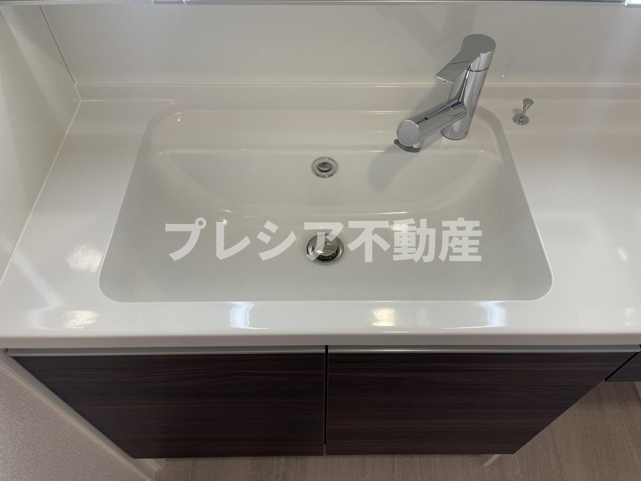D-ROOM甲子園口の洗面所