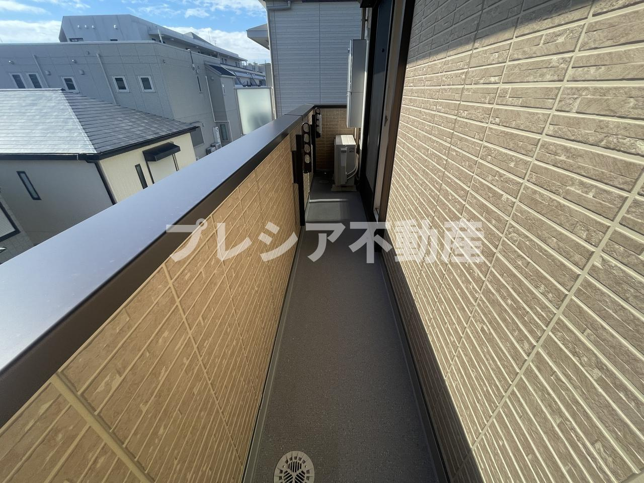 D-ROOM甲子園口のバルコニー