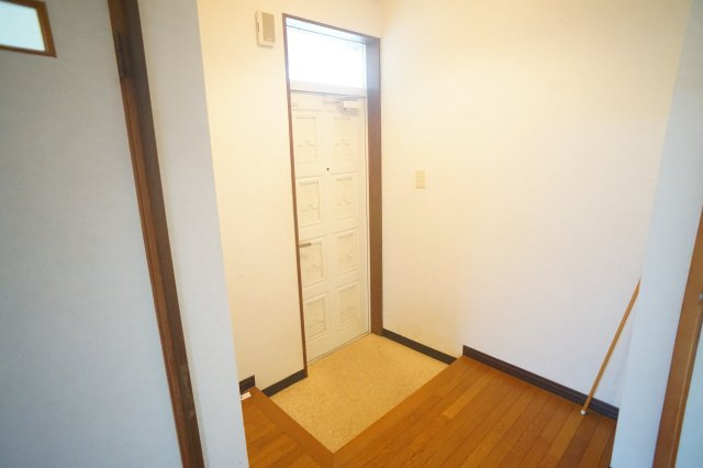 竜田マンションの玄関