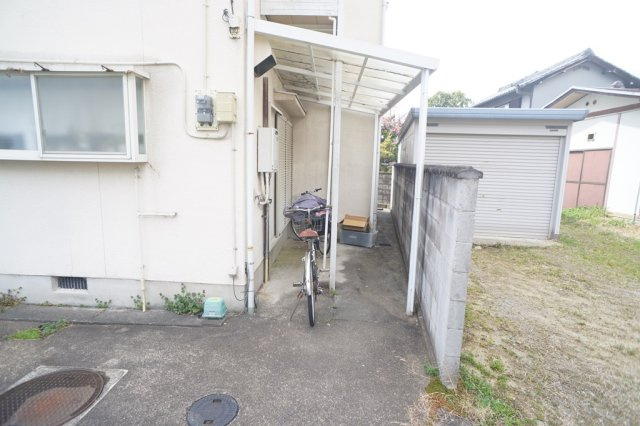竜田マンションの駐車場