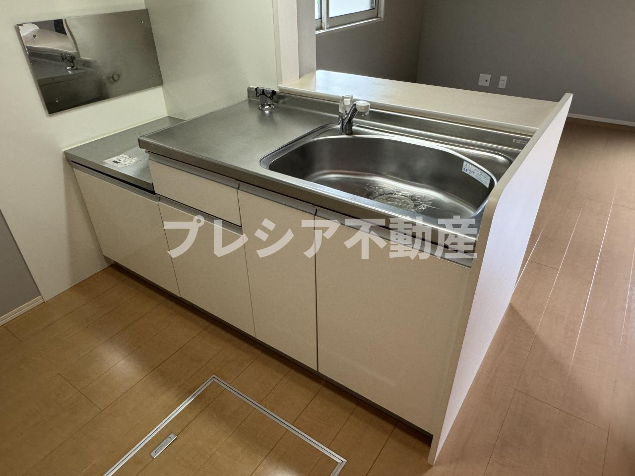 ルノン瓦林のキッチン