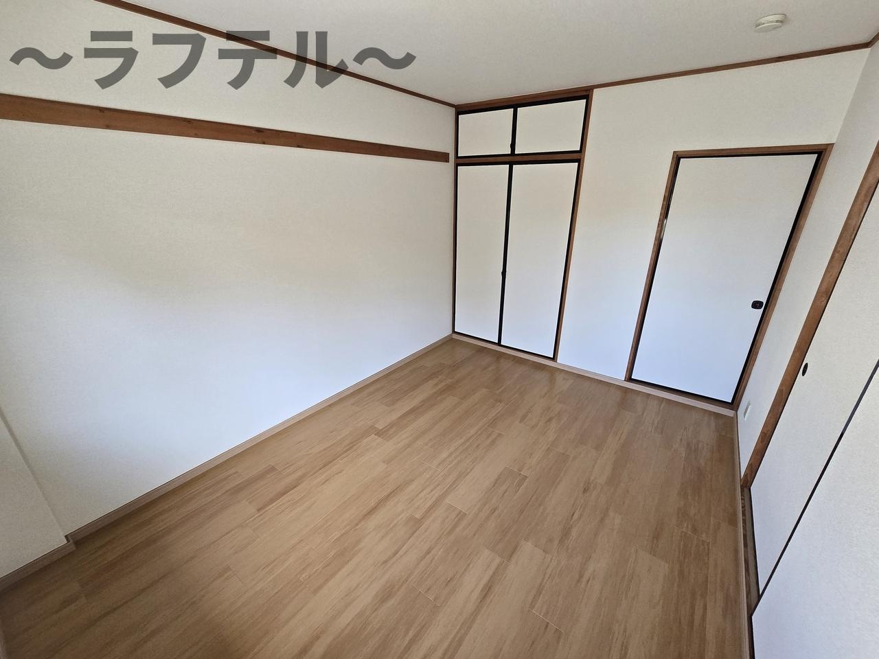 狭山市大字水野のアパートの洋室