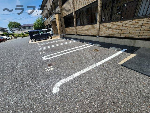 セジュールＺＥＮⅢ　Aの駐車場