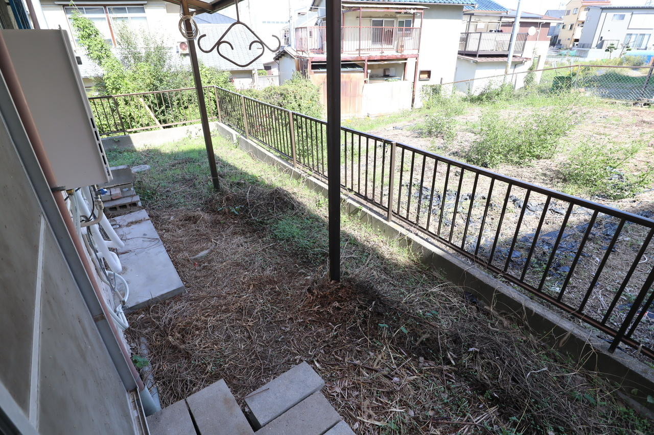 額田部北町戸建の庭