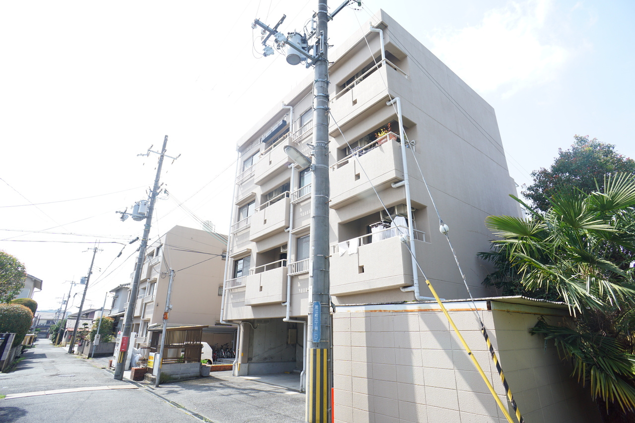 サンハイツ新大宮の外観