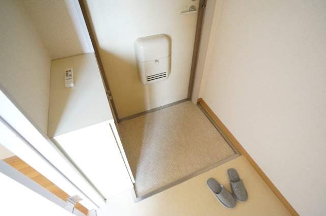 コーポ諏訪柳町の玄関