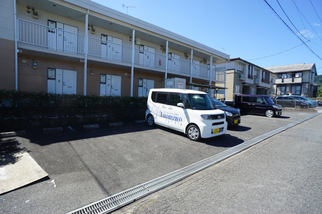 レオパレスＫ＆Ｍ2の駐車場