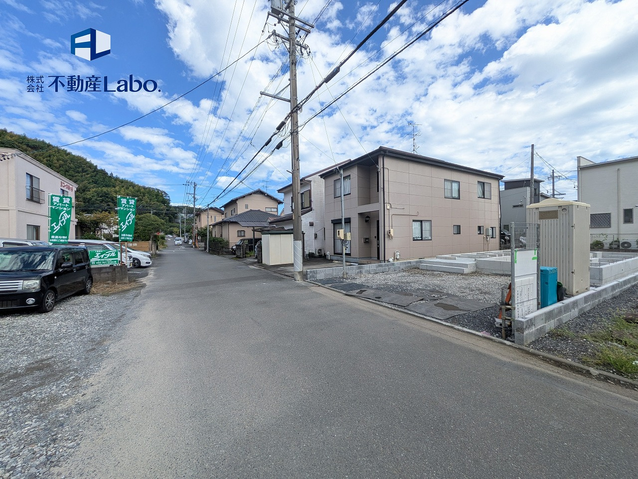 ハートフルタウン　清水区蜂ヶ谷247番　全1棟　の前面道路含む現地写真|3台駐車スペースあり
