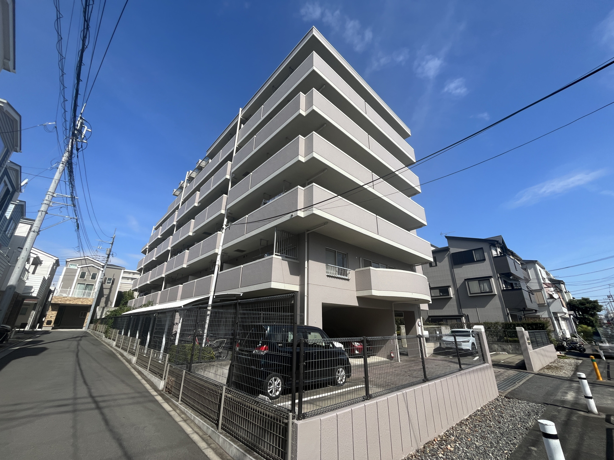丸善中浦和ダイヤモンドマンションの外観