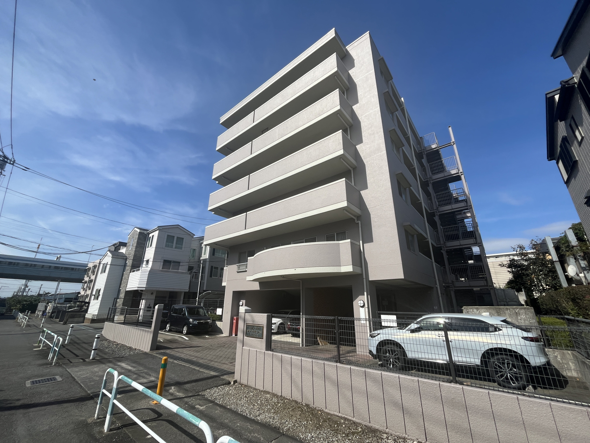 丸善中浦和ダイヤモンドマンションの外観