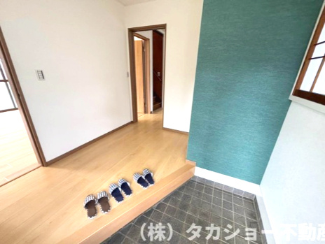 市原市喜多　中古戸建の玄関