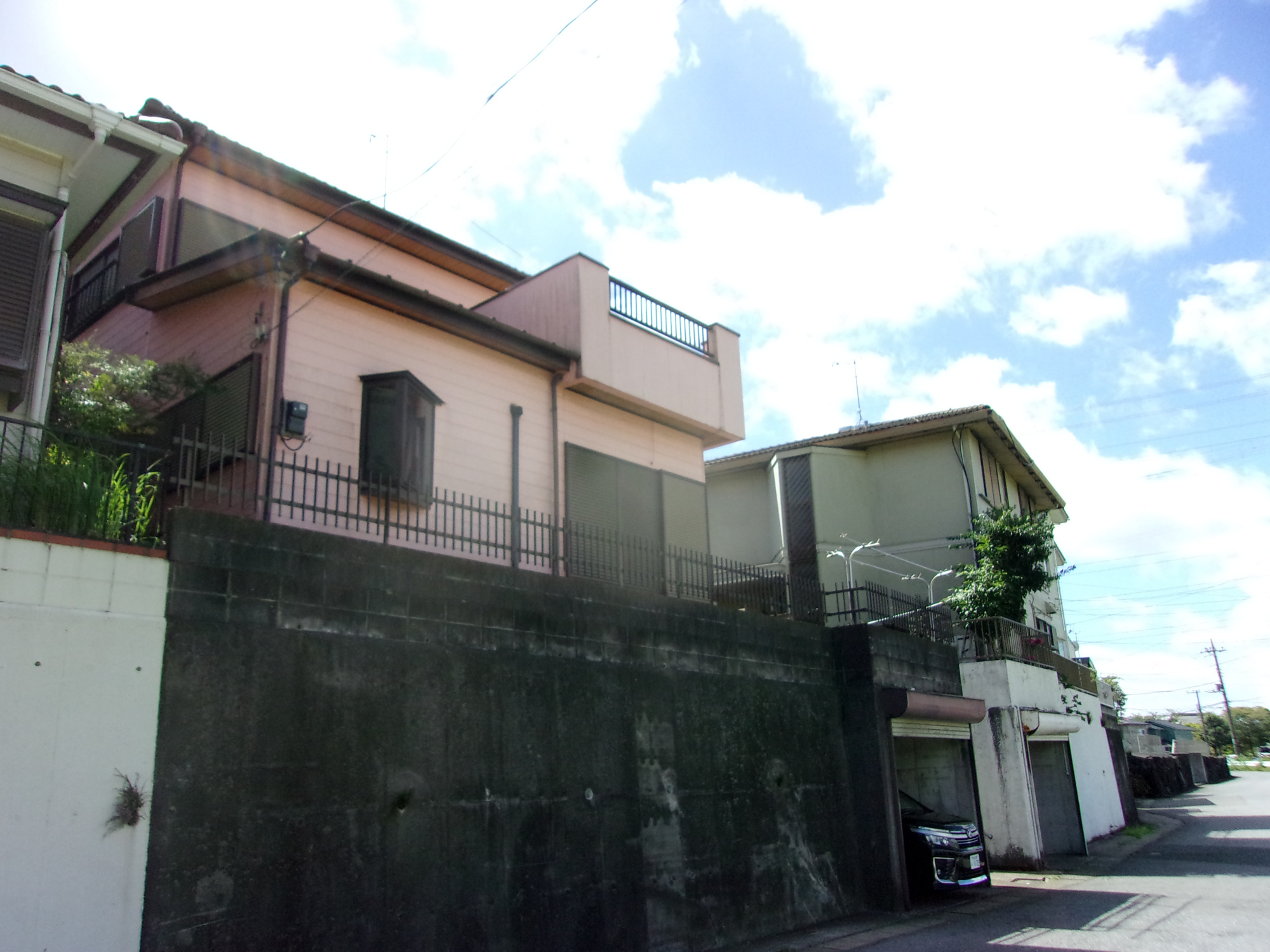 市原市北国分寺台4丁目　中古戸建の前面道路含む現地写真|前面道路含む現地写真です