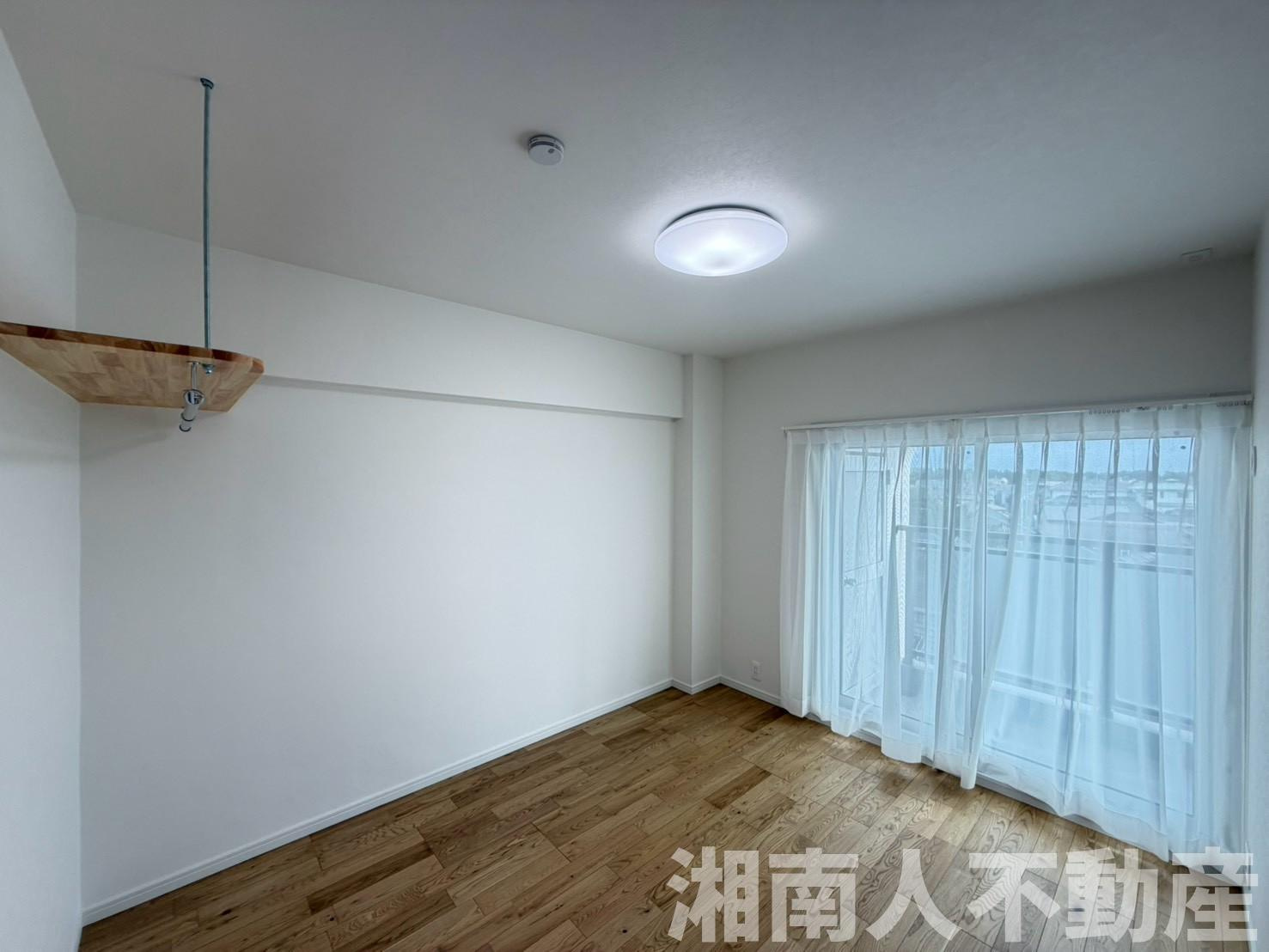 マンション茅ヶ崎の洋室|きれいな洋室です