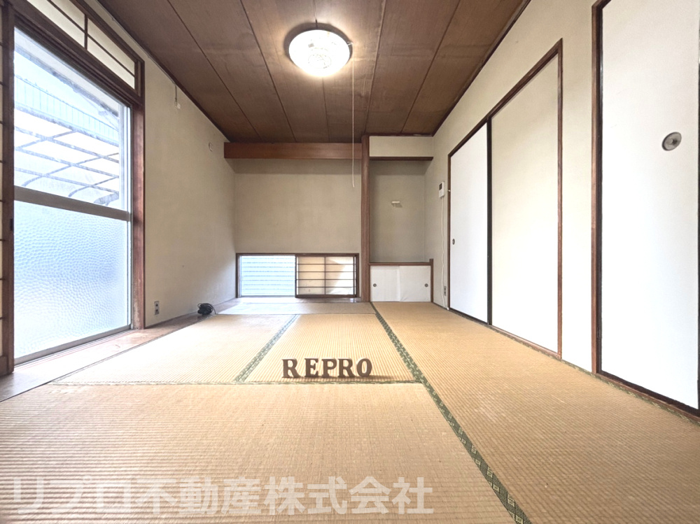 野田市柳沢戸建の和室|１階６帖和室は、収納も備わっており、来客用やお子様の遊び場など幅広く活用できます！
