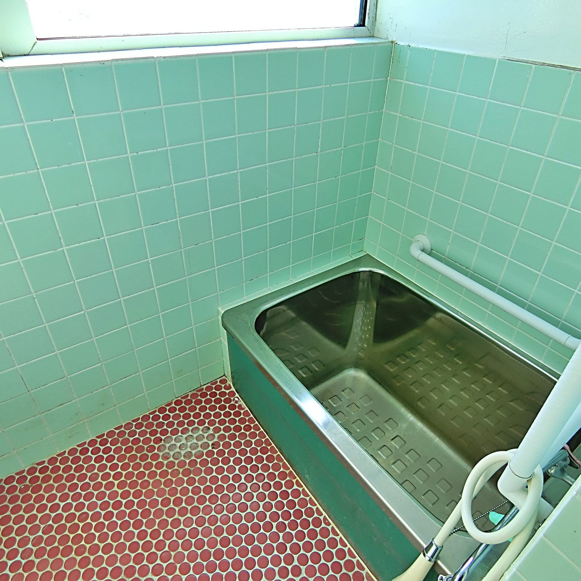室蘭市高砂町2丁目9-19　中古住宅の浴室