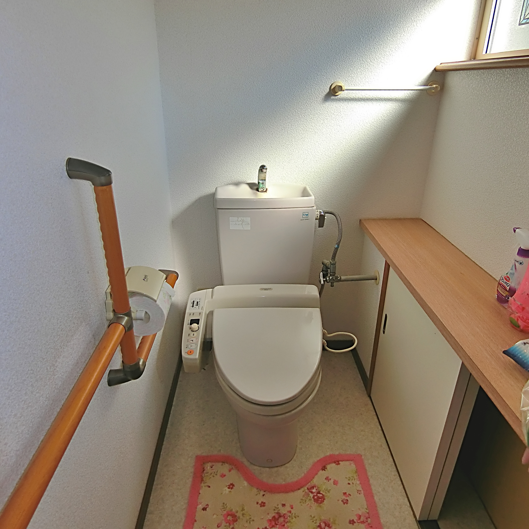 室蘭市高砂町2丁目9-19　中古住宅のトイレ