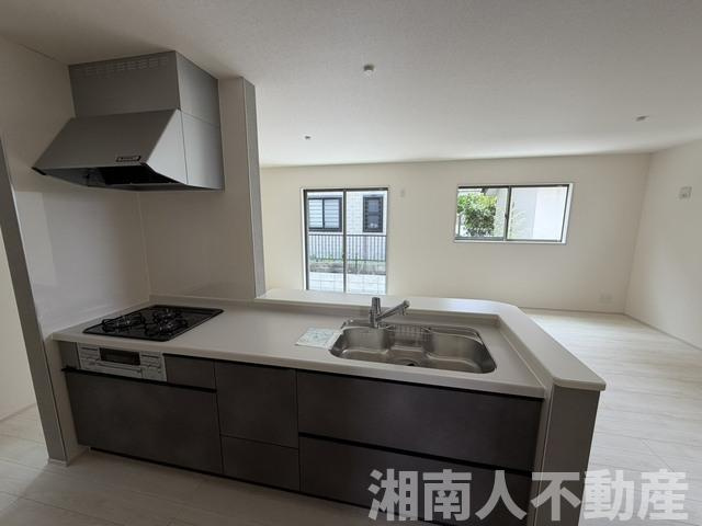逗子市池子２丁目２８３－９１新築戸建てのキッチン|お料理しやすいキッチンです