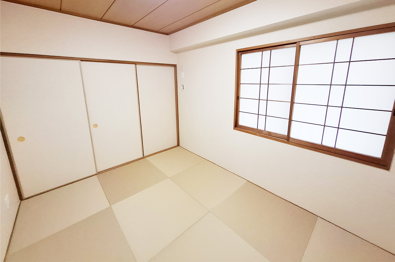 ソワール新檜尾台四号棟の和室|和室：襖を開ければLDKとの一体利用も可能。客間やくつろぎスペースの個室としても活用できます。