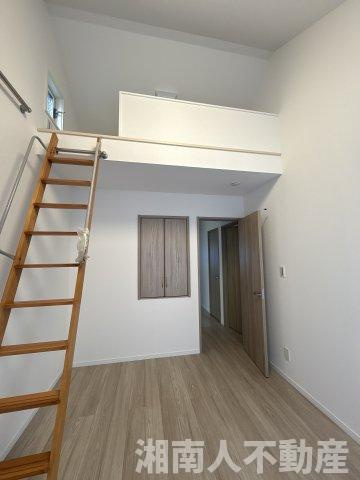 茅ヶ崎市菱沼　中古戸建の洋室|使い勝手のいい洋室です