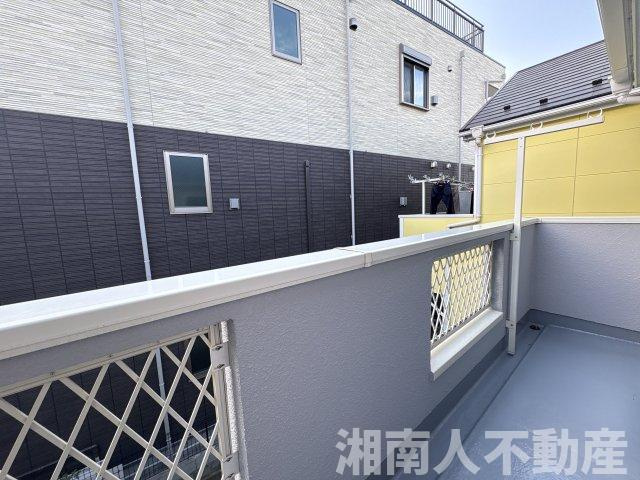 茅ヶ崎市菱沼　中古戸建のバルコニー|バルコニー付きです
