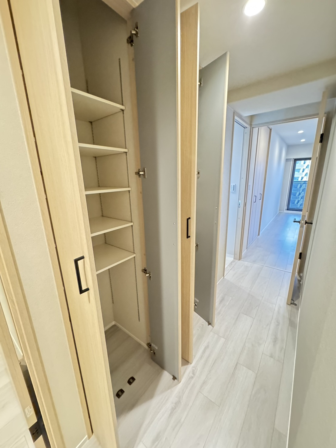 ワコーレ神戸灘タワーの収納|大物、小物、なんでもＯＫ。収納豊富なお部屋で家具の問題を解決できます。
