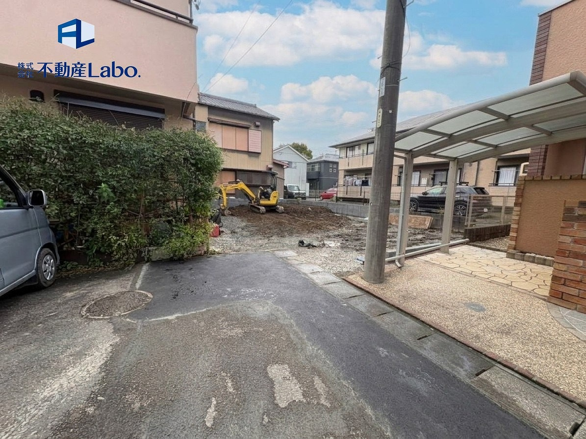 クレイドルガーデン　静岡市駿河区中原　第2　全1棟の前面道路含む現地写真