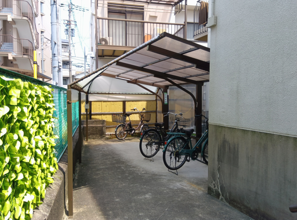 シェトア塚口第一の駐輪場|裏に専用駐輪場があります