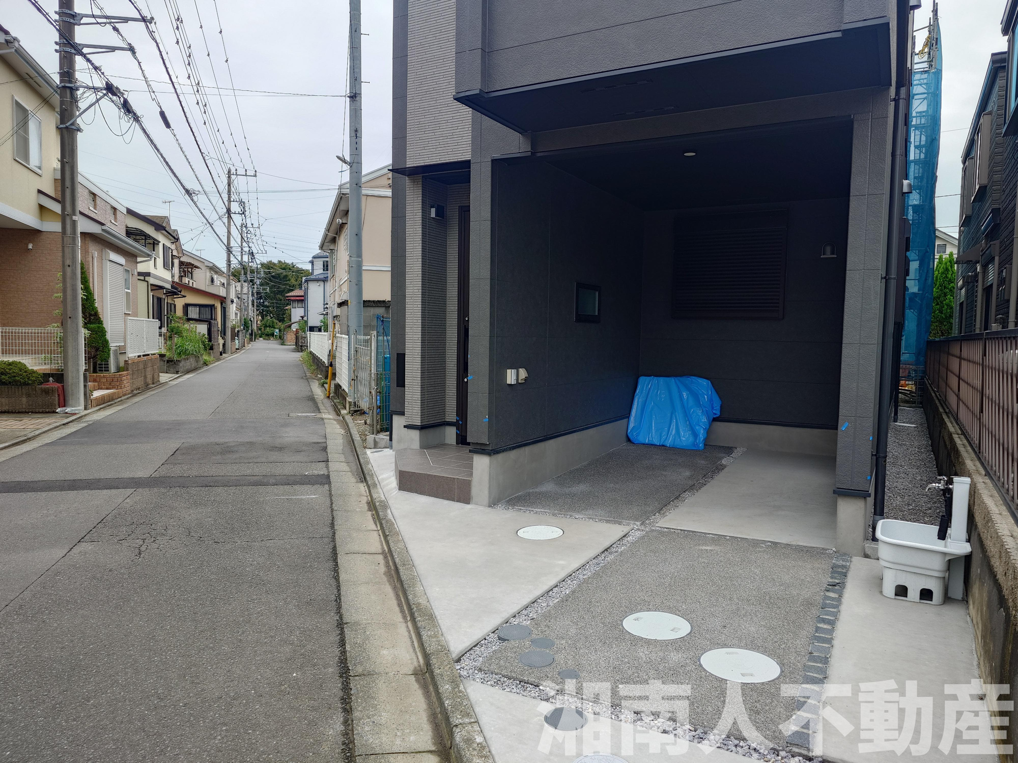 平塚市中堂８付近新築戸建ての前面道路含む現地写真|前面道路含む現地写真です