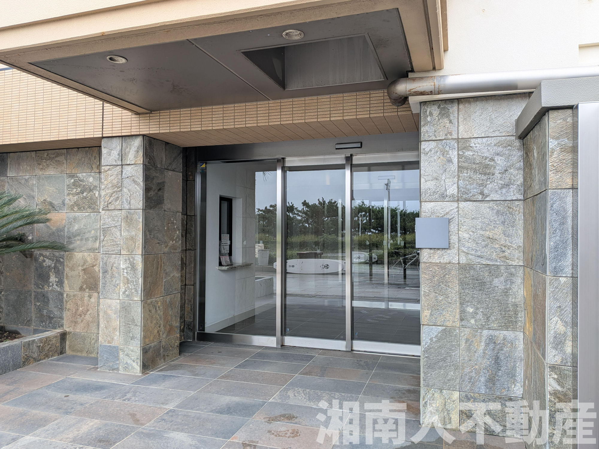 グランレジェイド湘南江ノ島のエントランス|清潔なエントランスです