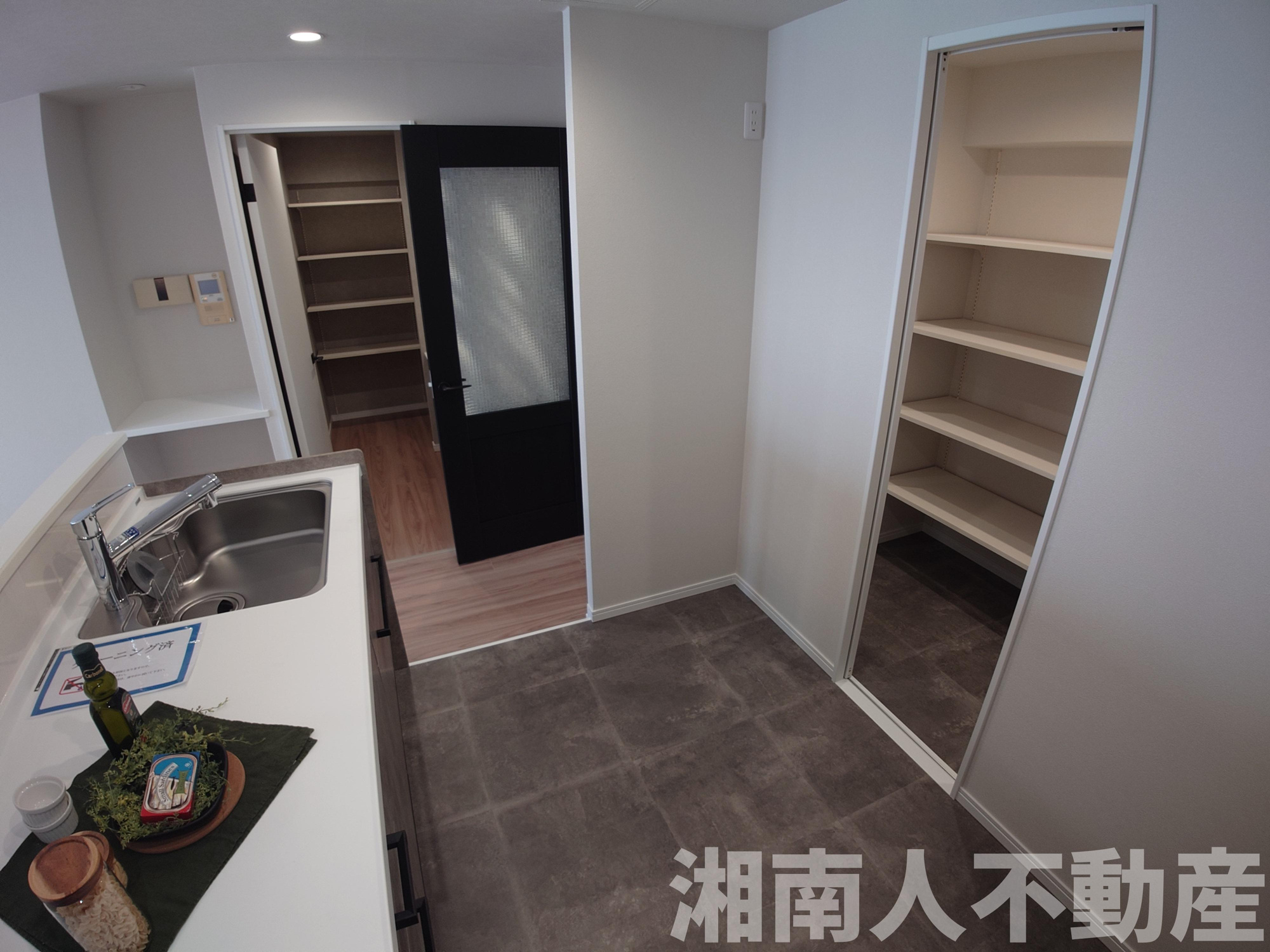 パレ平塚すみれ平参番館の玄関|きれいな玄関です
