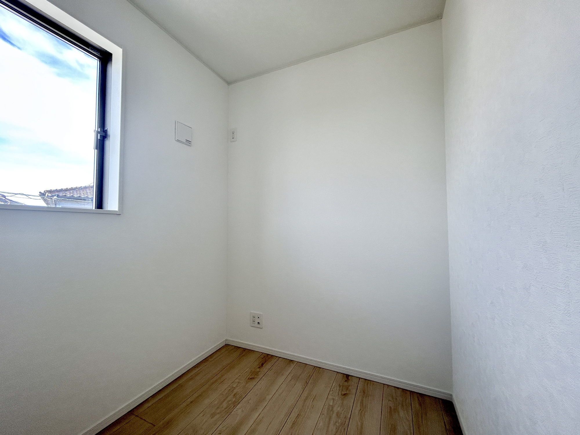 高崎市新町第12　新築住宅全3棟のその他|２階には、テレワークルーム完備！デスクワークスペースとしても利用可能な空間です♪