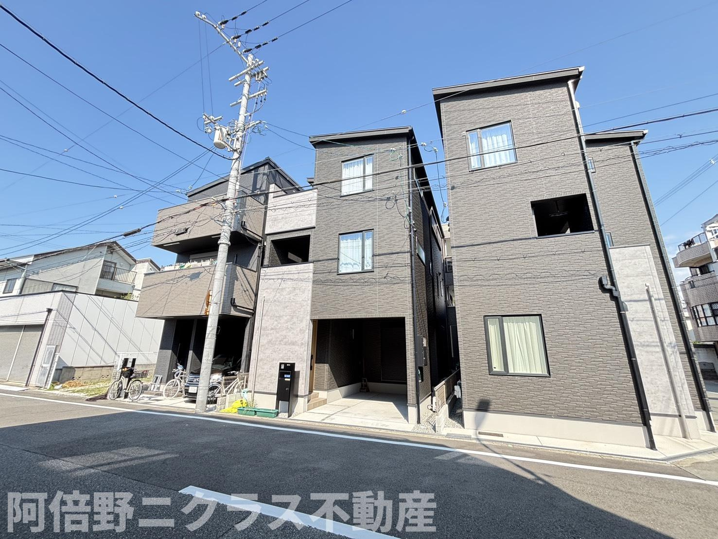 杭全8丁目中古戸建の前面道路含む現地写真