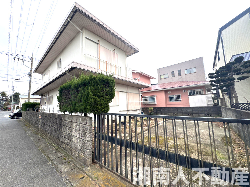 平塚市諏訪町　中古戸建　の前面道路含む現地写真|前面道路含む現地写真です