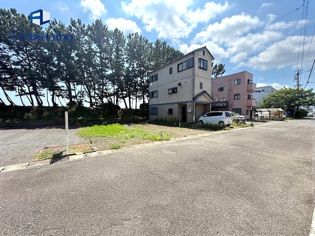 リーブルガーデン　駿河区高松　全1棟の前面道路含む現地写真|周辺環境も気になりますよね
現地販売会開催中です♪
