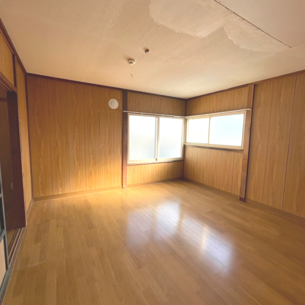 登別市中央町3丁目5-4　中古住宅の洋室