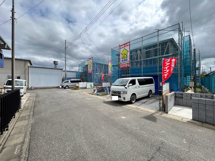 1号棟　前面道路含む現地写真です！（2026/09/05撮影）