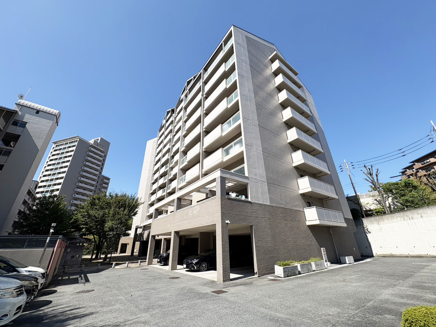 高槻市上土室１丁目の中古マンションの外観|落ち着いた雰囲気の外観です。