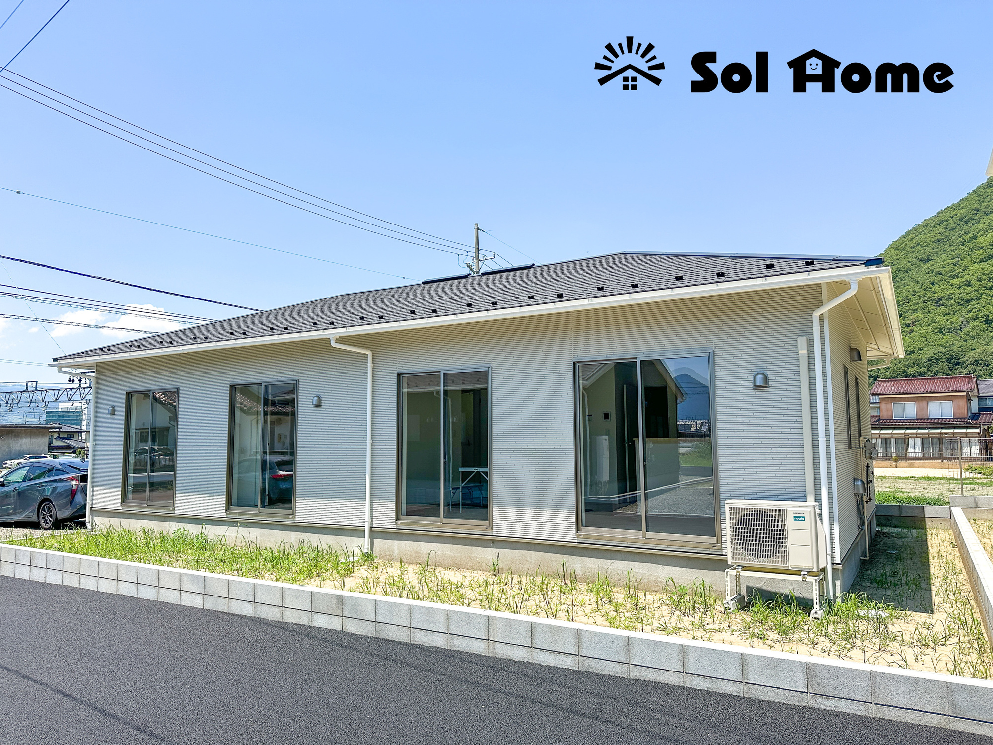 千曲市戸倉第６　新築住宅全５棟の外観|◆本日のご案内も大歓迎です♪◆ 図面や写真では分からない部分を不動産のプロが丁寧にご説明いたします！！ 年中無休のソルホームはいつでもお問い合わせをお待ちしております♪