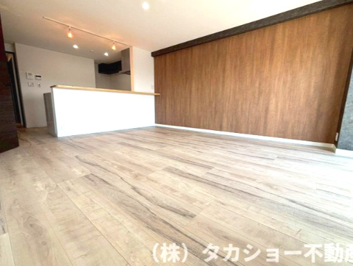 稲毛ファミールハイツ　1号棟の居間・リビング