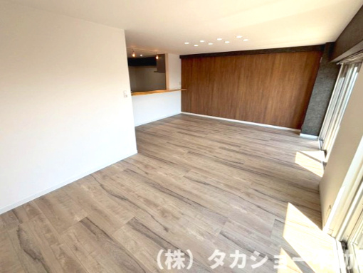 稲毛ファミールハイツ　1号棟の居間・リビング