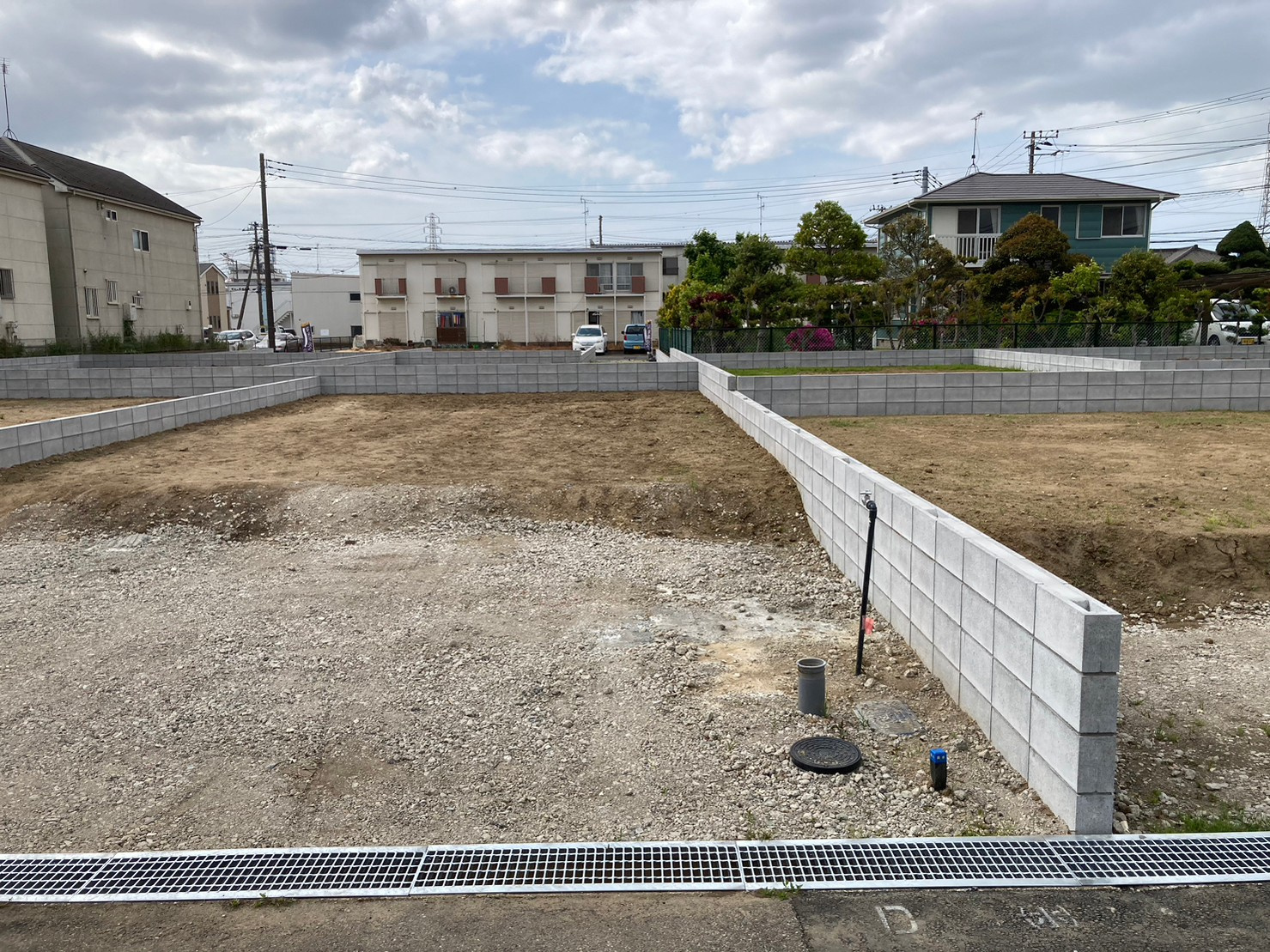 GRAFARE　市原市君塚4丁目　全10棟　5号棟の前面道路含む現地写真