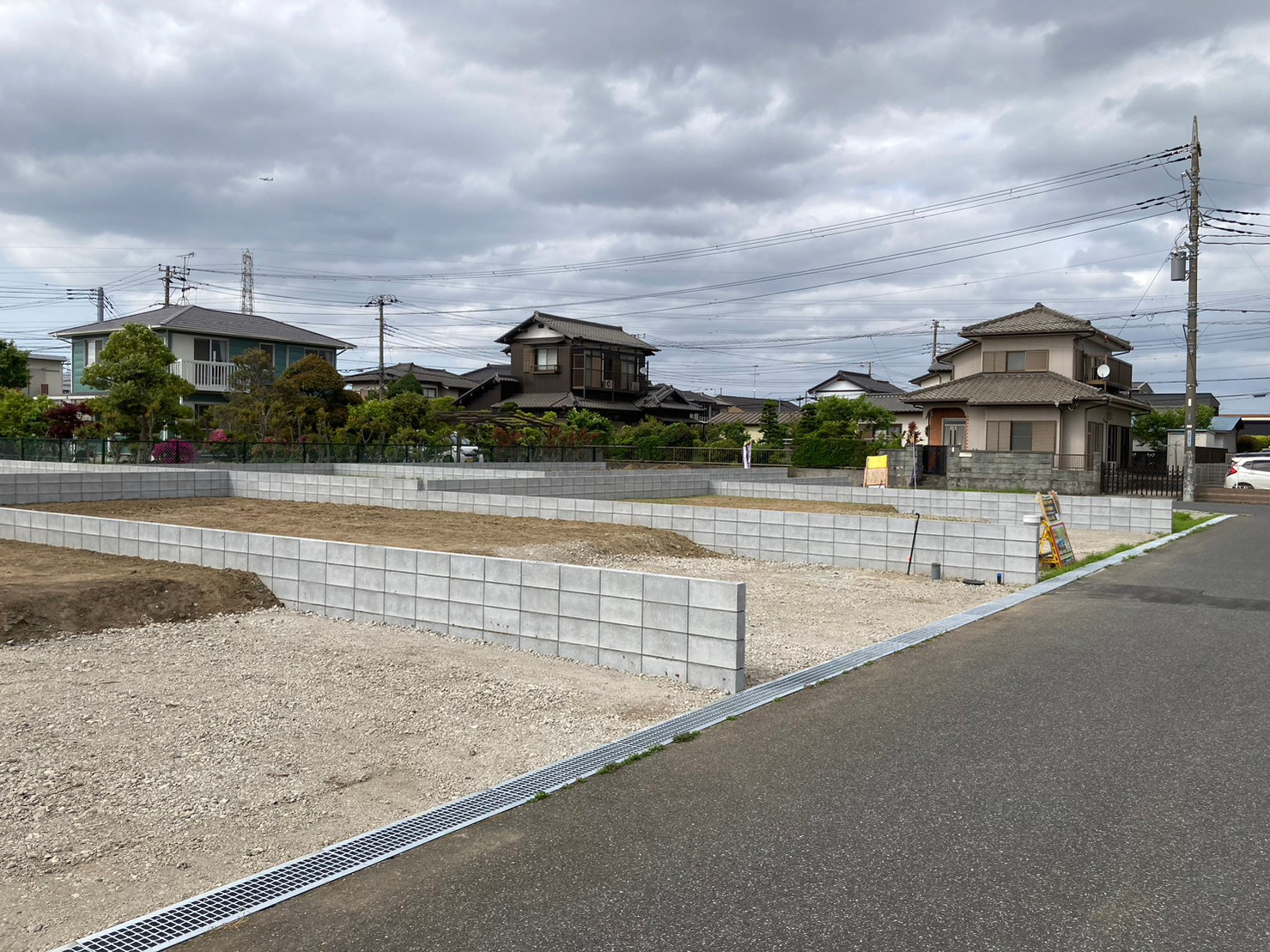 GRAFARE　市原市君塚4丁目　全10棟　5号棟の前面道路含む現地写真