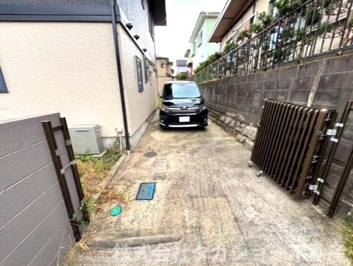 市原市椎の木台　中古戸建の駐車場